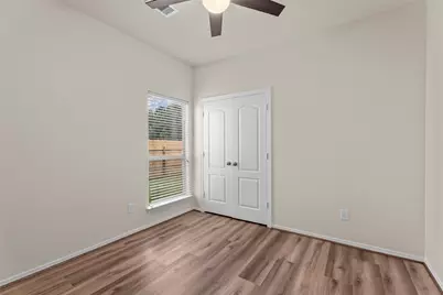 1069 Shadow Glenn Drive, Conroe, TX 77301 - Photo 17