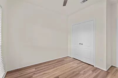 1069 Shadow Glenn Drive, Conroe, TX 77301 - Photo 15