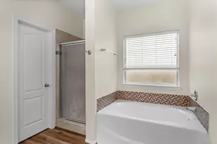 1069 Shadow Glenn Dr, Conroe, TX 77301 - Photo 11