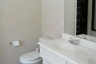 6031 Lynwood Banks Ln, Houston, TX 77092 - Photo 11