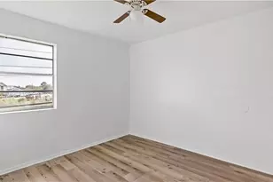 2703 Evergreen Cir, Bryan, TX 77801 - Photo 19