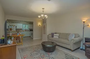 126 Bonita Ave, Galveston, TX 77550 - Photo 5