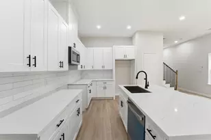 4354 Clover St, Houston, TX 77051 - Photo 11