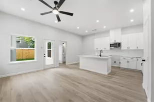 4354 Clover St, Houston, TX 77051 - Photo 5