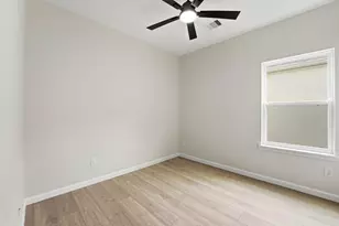 4354 Clover St, Houston, TX 77051 - Photo 17