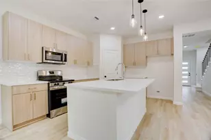 8314 Williamsdell St, Houston, TX 77088 - Photo 1
