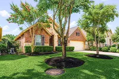 38 S Pinto Point Circle, The Woodlands, TX 77389 - Photo 5