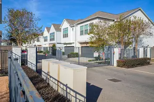 1103 Fuschia Rd, Houston, TX 77055 - Photo 39