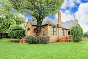 1903 W Walker St, Houston, TX 77019 - Photo 31
