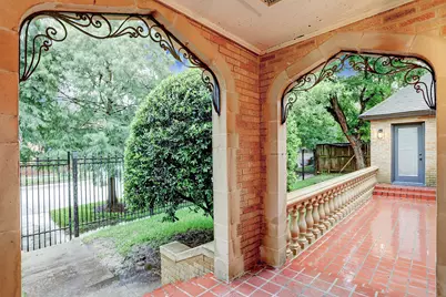 1903 W Walker Street, Houston, TX 77019 - Photo 7