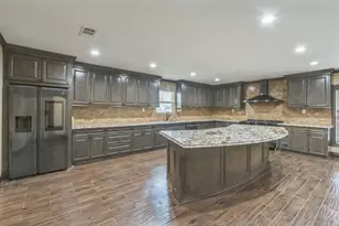24578 Derry St, Hempstead, TX 77445 - Photo 13