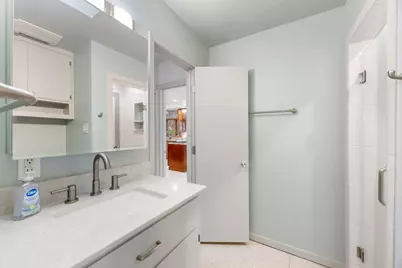 3622 N Braeswood Boulevard, Houston, TX 77025 - Photo 25