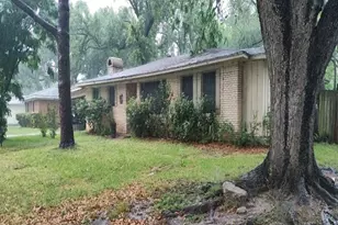 2109 Oaks Dr, Pasadena, TX 77502 - Photo 3