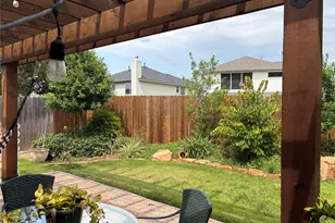 11042 WARATH Oak Ct, Houston, TX 77065 - Photo 15