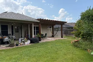 11042 WARATH Oak Ct, Houston, TX 77065 - Photo 17