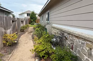 11042 WARATH Oak Ct, Houston, TX 77065 - Photo 5