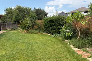 11042 WARATH Oak Ct, Houston, TX 77065 - Photo 11