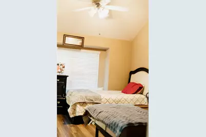 11042 Warath Oak Court, Houston, TX 77065 - Photo 41