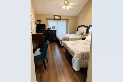 11042 Warath Oak Court, Houston, TX 77065 - Photo 31