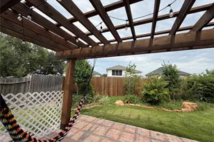 11042 WARATH Oak Ct, Houston, TX 77065 - Photo 19