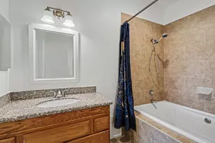 402 Wilcrest Dr, Houston, TX 77042 - Photo 19