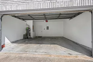 402 Wilcrest Dr, Houston, TX 77042 - Photo 27