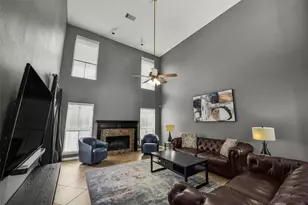 1914 Augusta Dr, Houston, TX 77057 - Photo 1