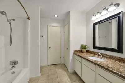 1914 Augusta Drive #7, Houston, TX 77057 - Photo 9