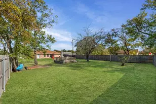 2525 32nd Ave N, Texas City, TX 77590 - Photo 35