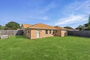 2525 32nd Ave N, Texas City, TX 77590 - Photo 29