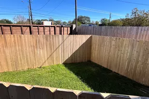 303 Marcella St, Houston, TX 77091 - Photo 17