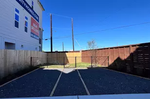 303 Marcella St, Houston, TX 77091 - Photo 19