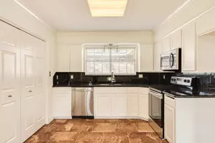 200 Wentworth Dr, West Columbia, TX 77486 - Photo 19