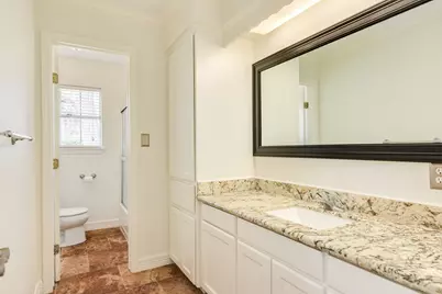 200 Wentworth Dr, West Columbia, TX 77486 - Photo 23