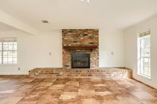 200 Wentworth Dr, West Columbia, TX 77486 - Photo 15