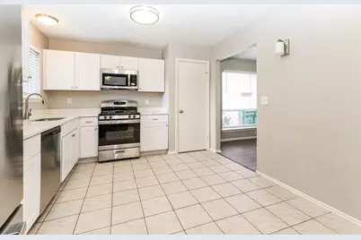 1918 Hunnington Drive, Conroe, TX 77303 - Photo 9