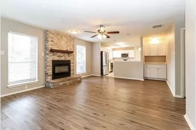 1918 Hunnington Drive, Conroe, TX 77303 - Photo 5