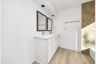 10743 Boardwalk Street, Houston, TX 77042 - Photo 23