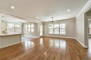 1317 Chantilly Ln, Houston, TX 77018 - Photo 7