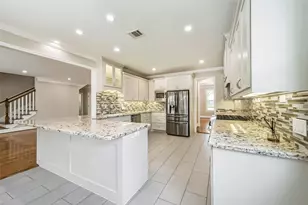 1317 Chantilly Ln, Houston, TX 77018 - Photo 11