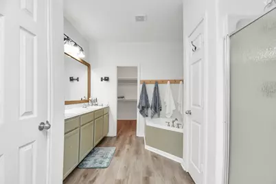 6715 Plum Springs Lane, Richmond, TX 77469 - Photo 7