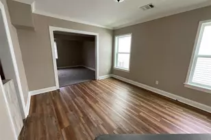 4806 Alamo Dr, Galveston, TX 77551 - Photo 9