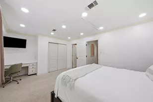 2209 W Settler's Way, The Woodlands, TX 77380 - Photo 17