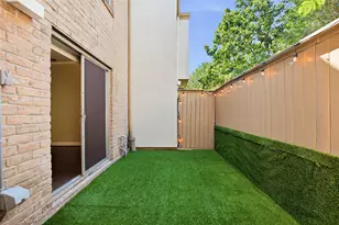 2100 Tanglewilde St, Houston, TX 77063 - Photo 17