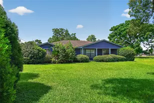 1019 Lamar St, Liberty, TX 77575 - Photo 3