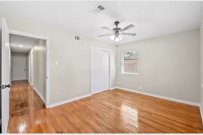 9614 Hammerly Boulevard, Houston, TX 77080 - Photo 13