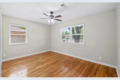 9614 Hammerly Boulevard, Houston, TX 77080 - Photo 13