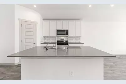 14826 Cold Water Drive, Baytown, TX 77523 - Photo 9