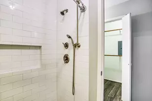 1300 Fairview Ave, Houston, TX 77006 - Photo 29