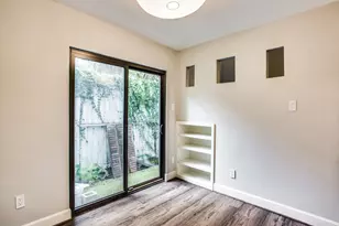 1300 Fairview Ave, Houston, TX 77006 - Photo 5